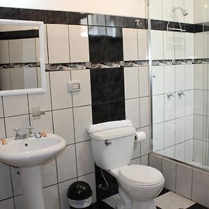 Habitación con 2 Camas Individuales